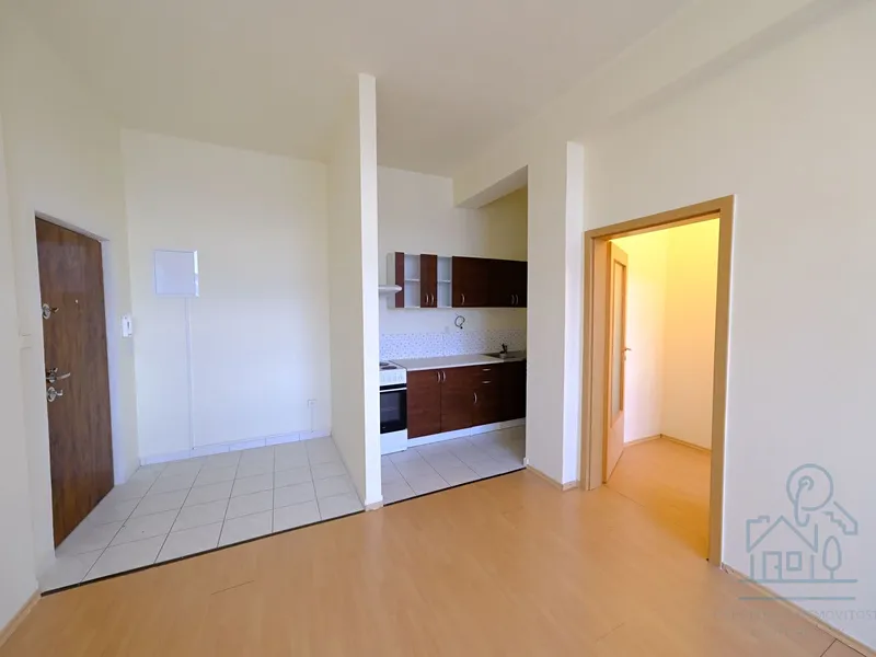 Pronájem bytu 2+kk 48 m², náměstí Míru, Zruč nad Sázavou